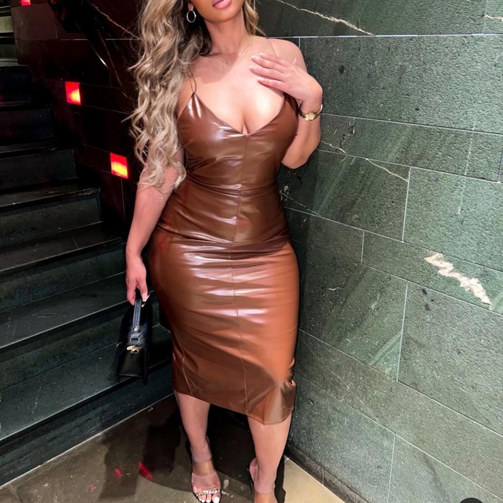 Fall dress 🔥🔥🔥🔥🔥 - Picture 2 of 2